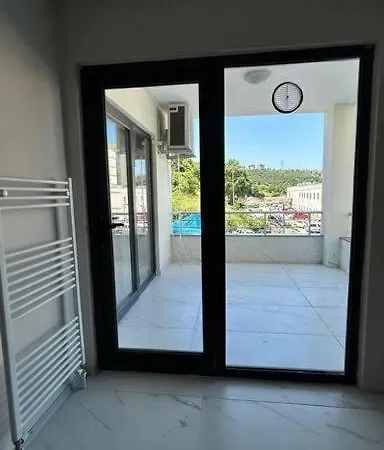 Apartment Harika Konumda Konforlu 3-1 Daire Trabzon