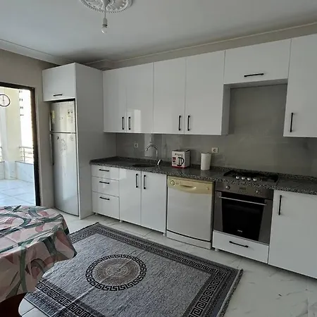 Harika Konumda Konforlu 3-1 Daire Apartment Trabzon