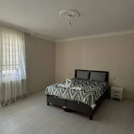 Harika Konumda Konforlu 3-1 Daire Apartment Trabzon
